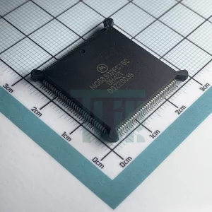 نمای جلویی آی سی MC68302FC16C با پکیج PQFP132